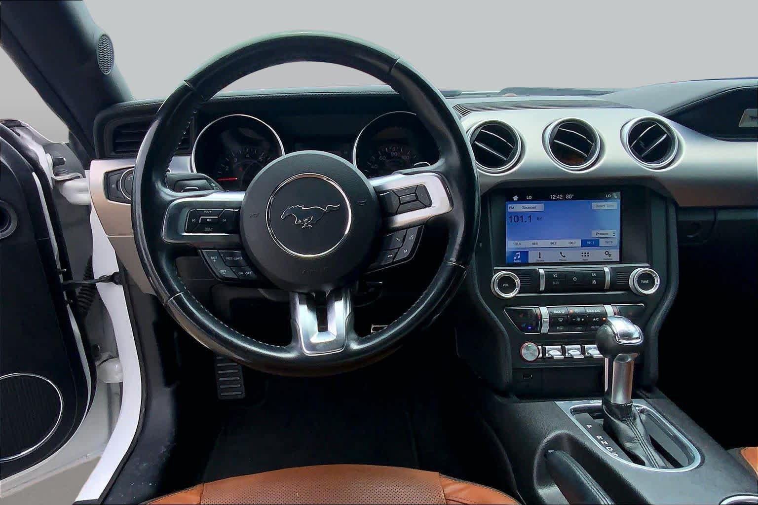 Certified 2019 Ford Mustang Premium RWD image 6