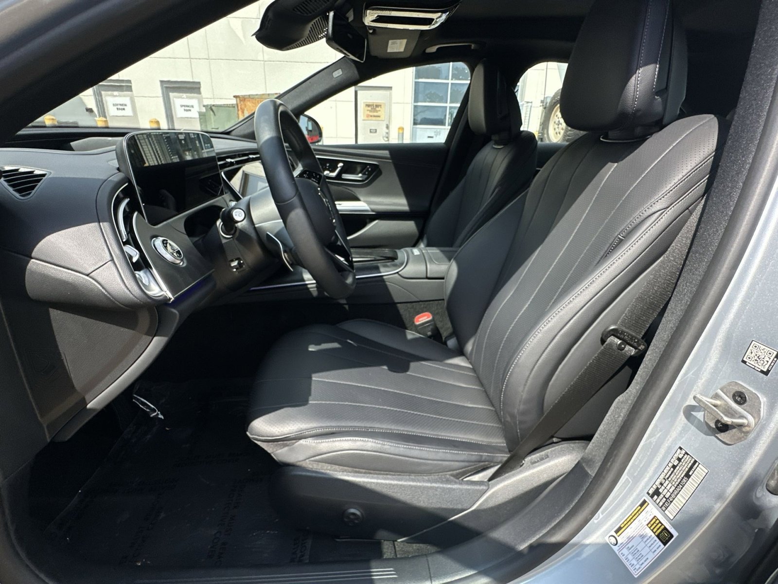 Used 2024 Mercedes-Benz E 350 4MATIC Sedan w/ Driver Assistance Package image 21