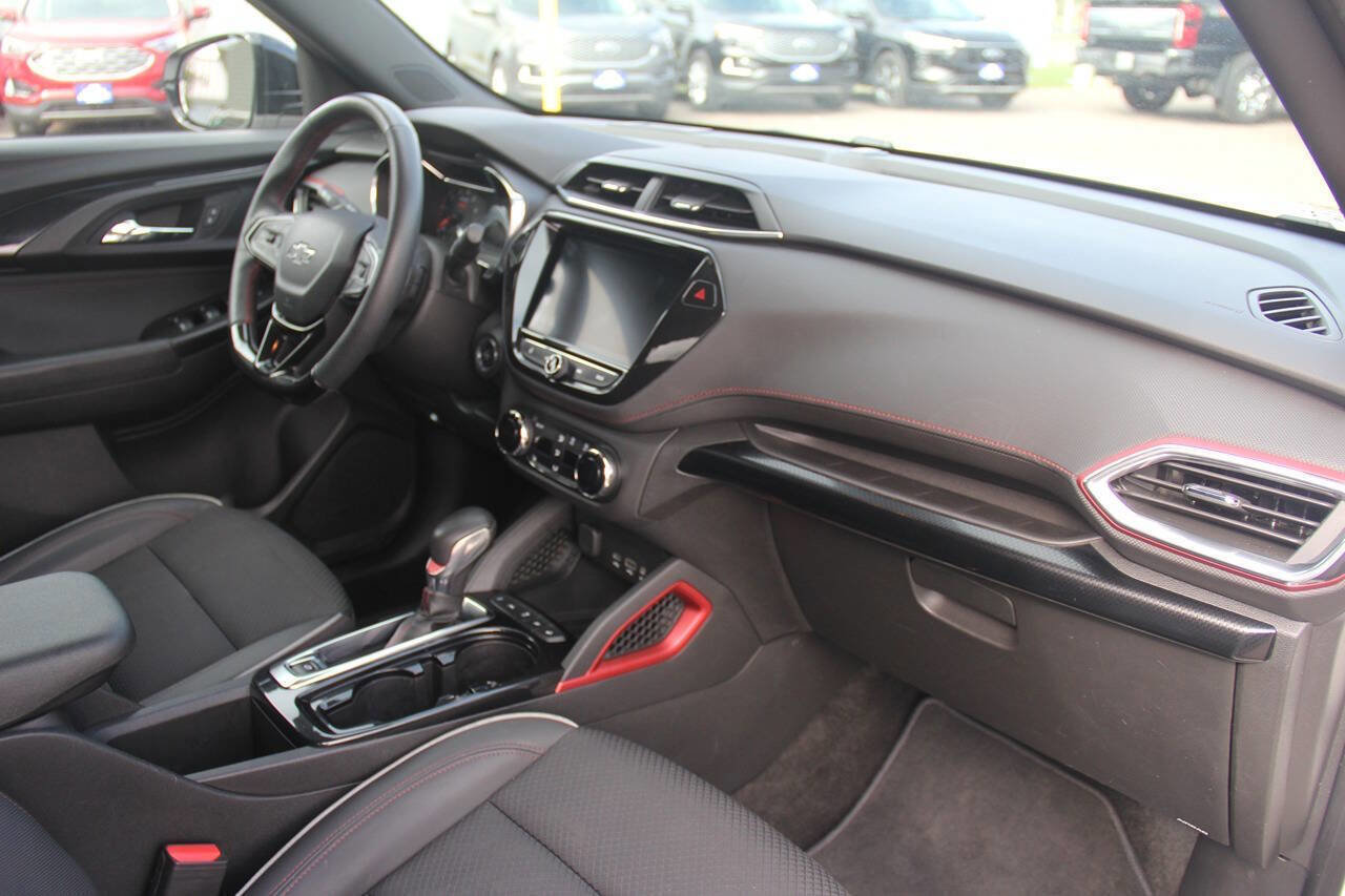 Used 2023 Chevrolet TrailBlazer RS w/ Convenience Package FWD image 22