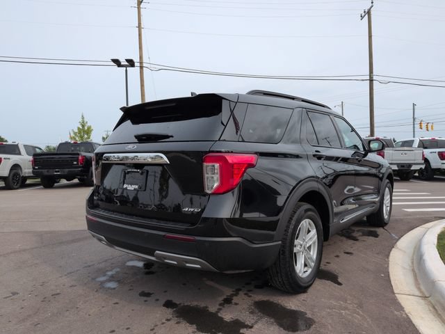 Certified 2023 Ford Explorer XLT w/ Equipment Group 202A AWD/4WD image 5