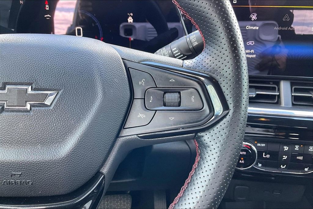 Used 2024 Chevrolet Trax RS w/ Driver Confidence Package image 11