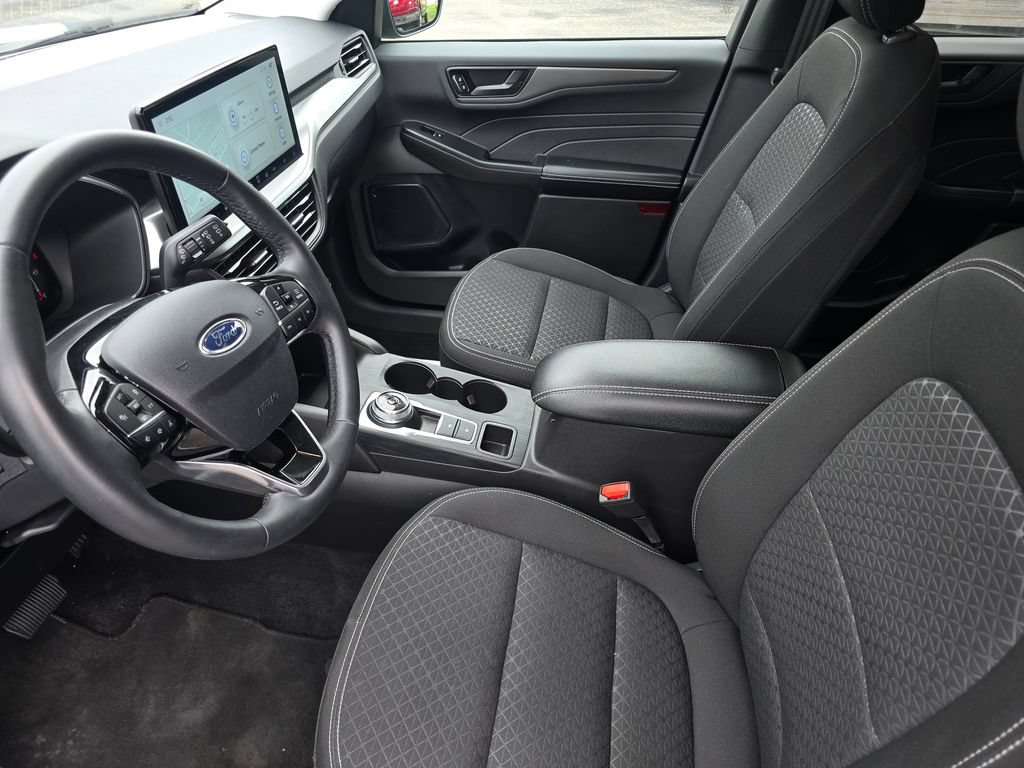 Certified 2024 Ford Escape Active w/ Tech Pack #1 AWD/4WD image 9