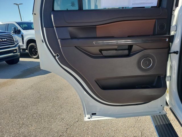 Certified 2024 Ford Expedition King Ranch AWD/4WD image 15