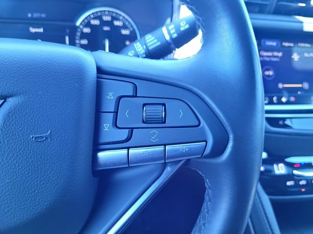 Used 2024 Cadillac XT6 Luxury AWD/4WD image 23