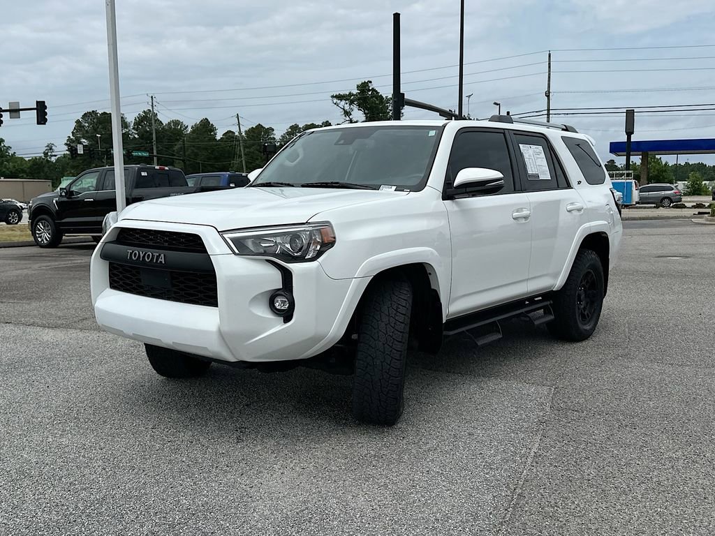 Used 2023 Toyota 4Runner SR5 Premium w/ Moonroof Package AWD/4WD image 2