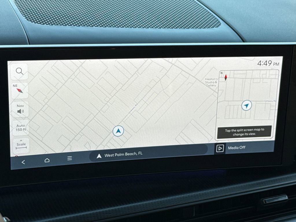 Used 2025 Hyundai Santa Fe Calligraphy image 22