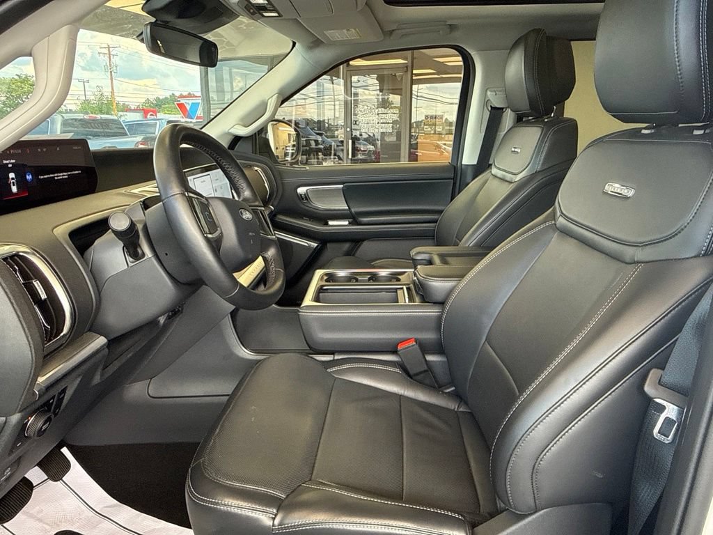 Certified 2026 Ford Expedition Max Platinum w/ Driver's Package AWD/4WD image 14