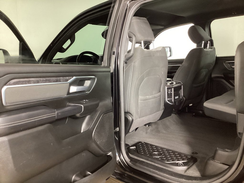 Used 2024 RAM 1500 Big Horn RWD image 28