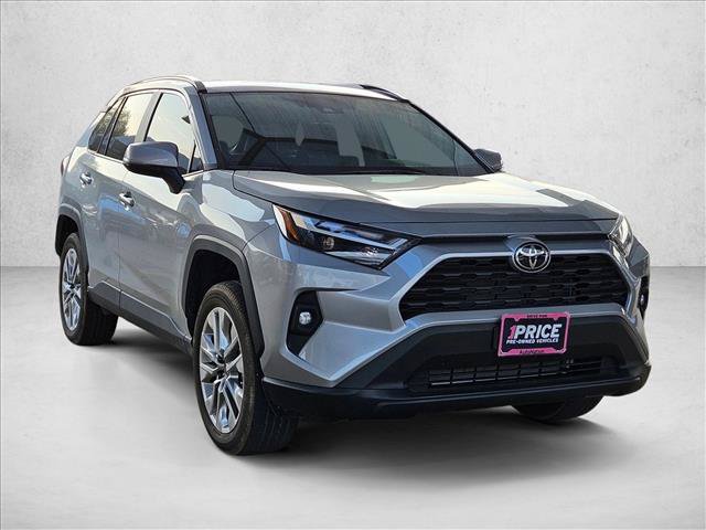 Used 2025 Toyota RAV4 XLE Premium w/ Weather Package AWD/4WD video 3