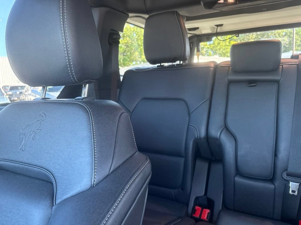 Certified 2025 Ford Bronco Badlands w/ Sasquatch Package AWD/4WD image 12