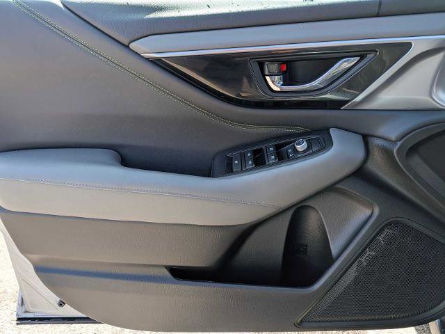 Used 2023 Subaru Outback Onyx Edition AWD/4WD image 17