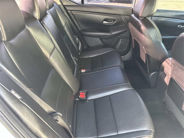 Used 2022 Nissan Sentra SR w/ SR Premium Package image 23