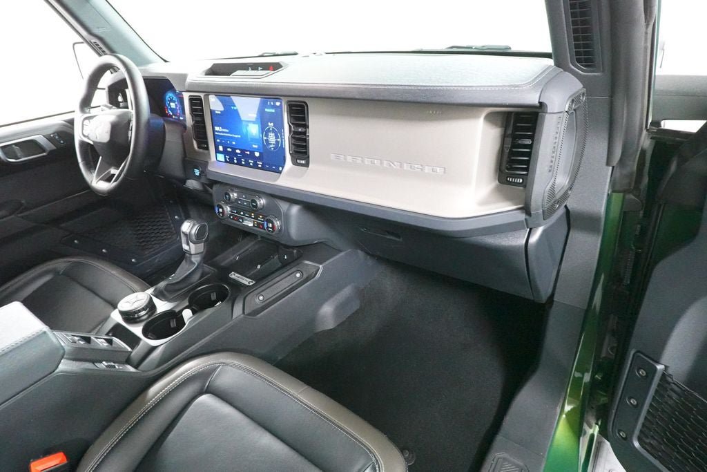 Certified 2025 Ford Bronco Outer Banks AWD/4WD image 33