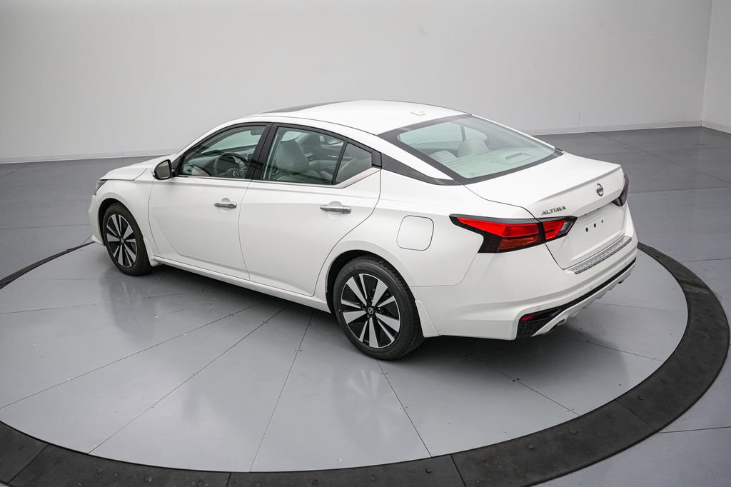 Used 2021 Nissan Altima 2.5 SL FWD image 6