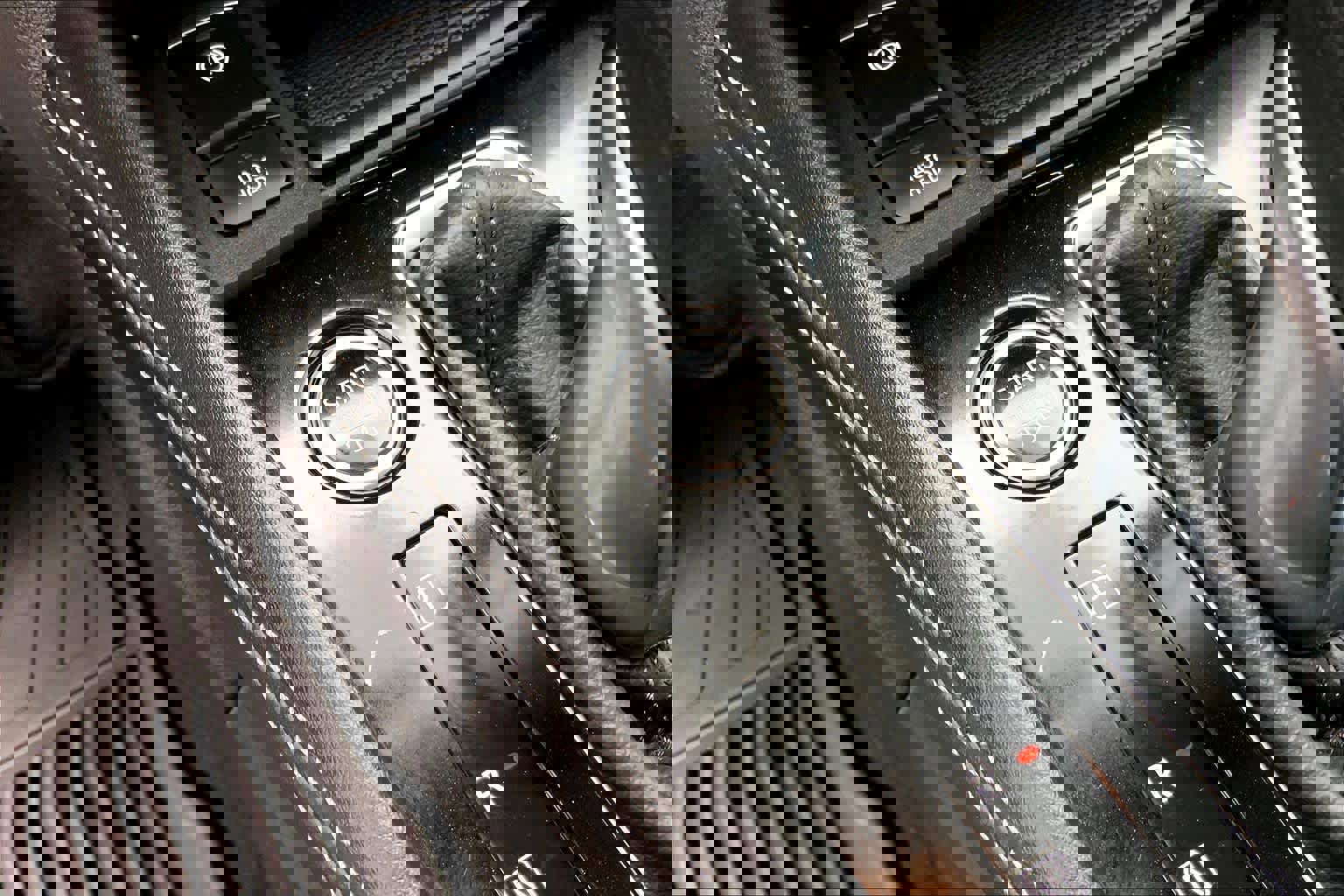 Used 2023 Nissan Kicks SV image 30