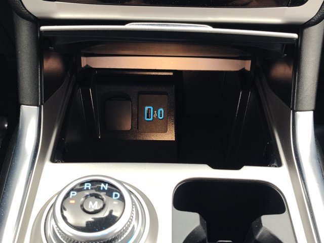 Certified 2021 Ford Explorer XLT w/ Equipment Group 202A AWD/4WD image 31