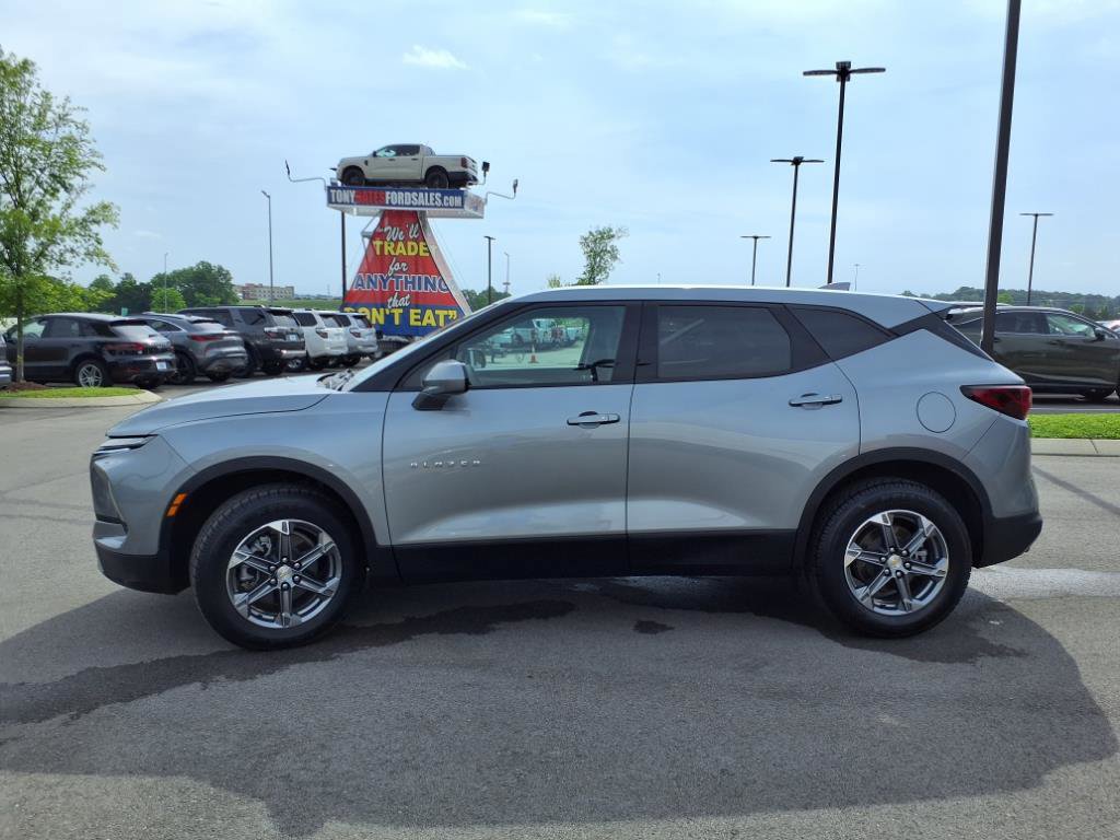 Used 2023 Chevrolet Blazer LT w/ LPO, Cargo Package image 2