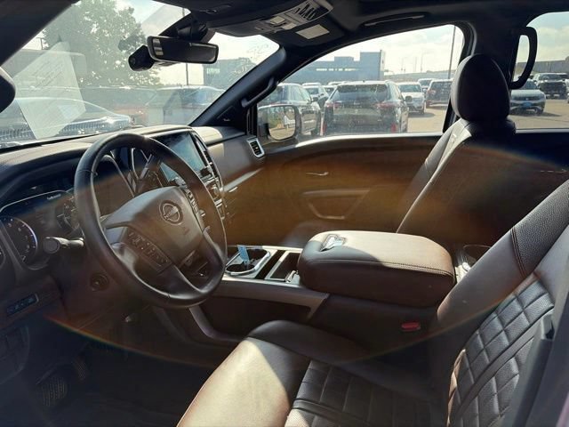 Used 2023 Nissan Titan Platinum Reserve w/ Moonroof Package AWD/4WD image 14