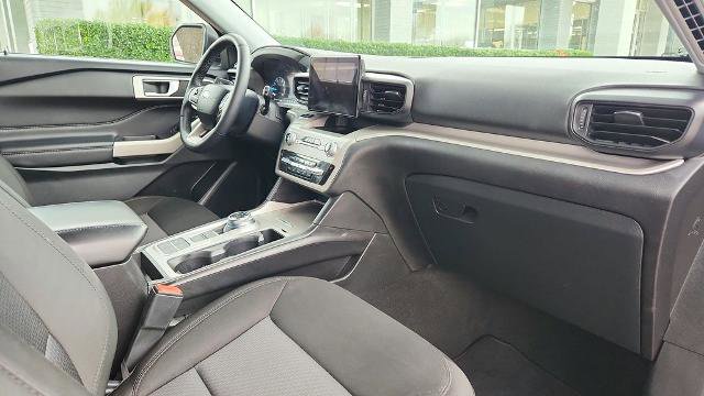 Certified 2024 Ford Explorer XLT image 34
