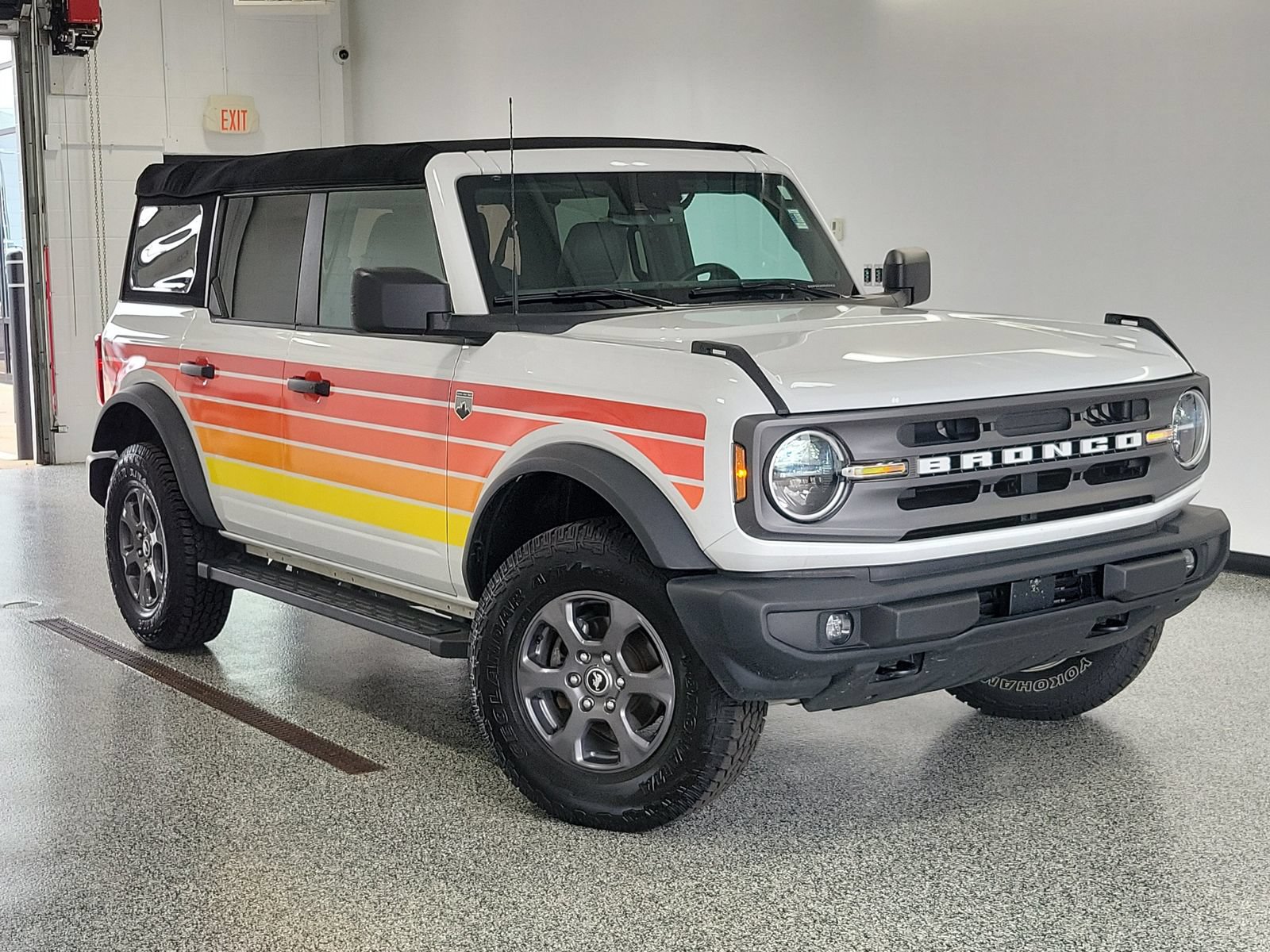 Certified 2024 Ford Bronco Big Bend AWD/4WD image 1