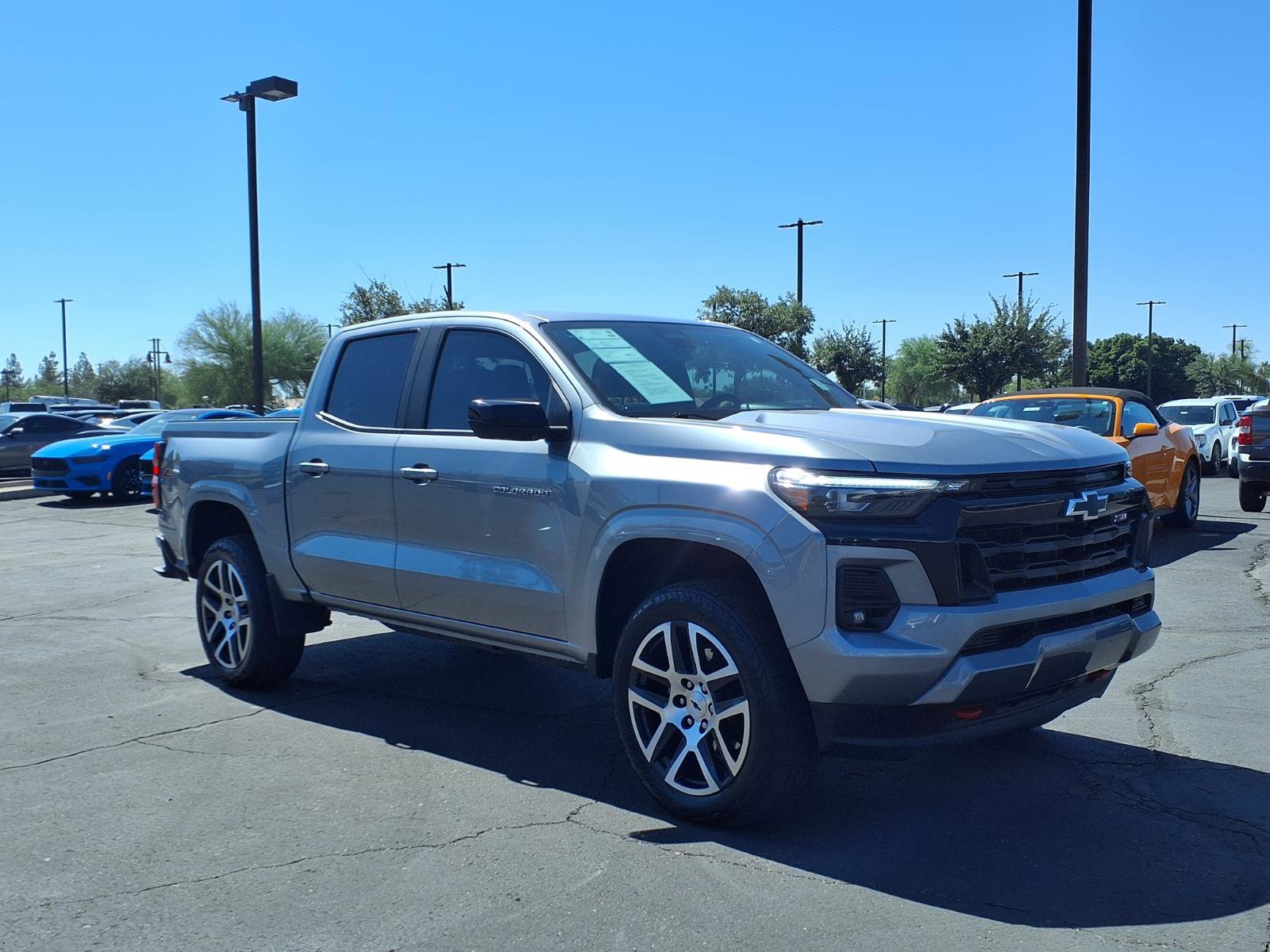 Used 2023 Chevrolet Colorado Z71 w/ Z71 Convenience Package 2 AWD/4WD image 8