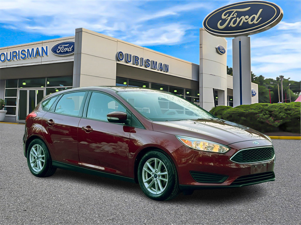 Certified 2017 Ford Focus SE w/ Cold Weather Package image 5