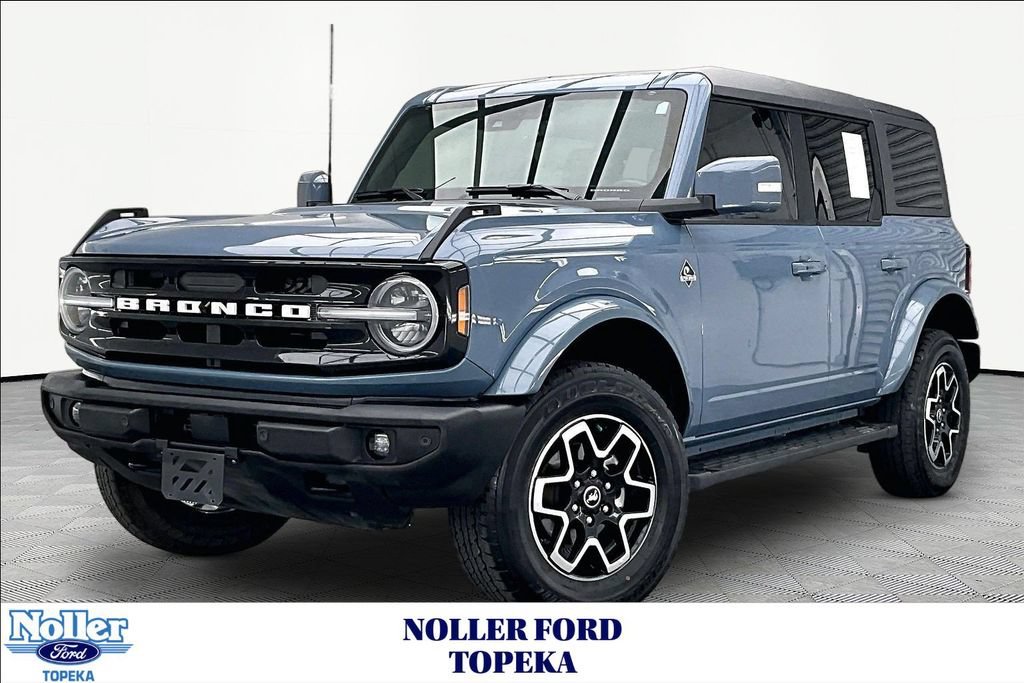 Certified 2024 Ford Bronco Outer Banks AWD/4WD image 1