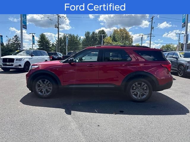 Certified 2023 Ford Explorer XLT w/ Equipment Group 202A AWD/4WD image 4