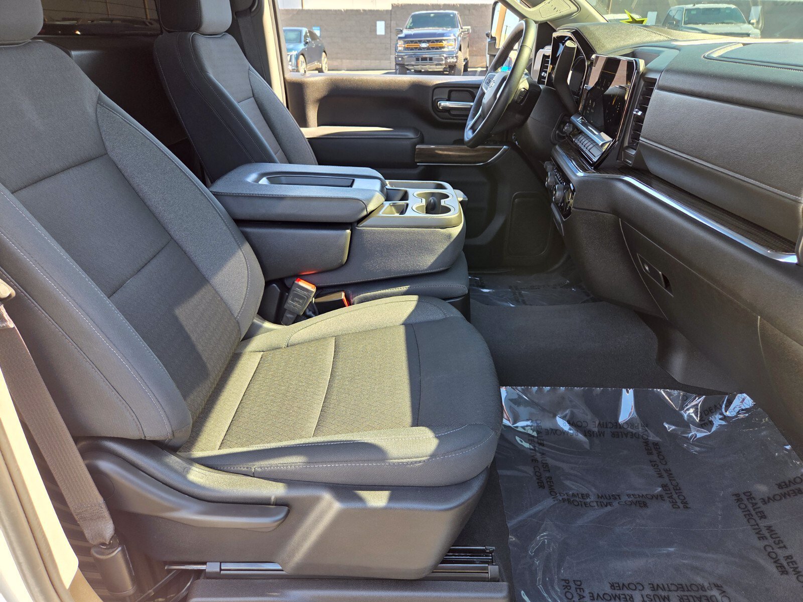 Used 2024 Chevrolet Silverado 2500 LT w/ Convenience Package RWD image 13