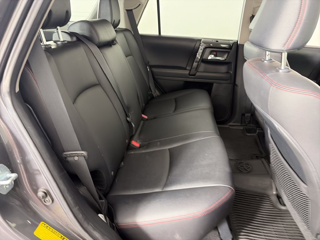 Used 2020 Toyota 4Runner TRD Off-Road Premium w/ Moonroof Package AWD/4WD image 29