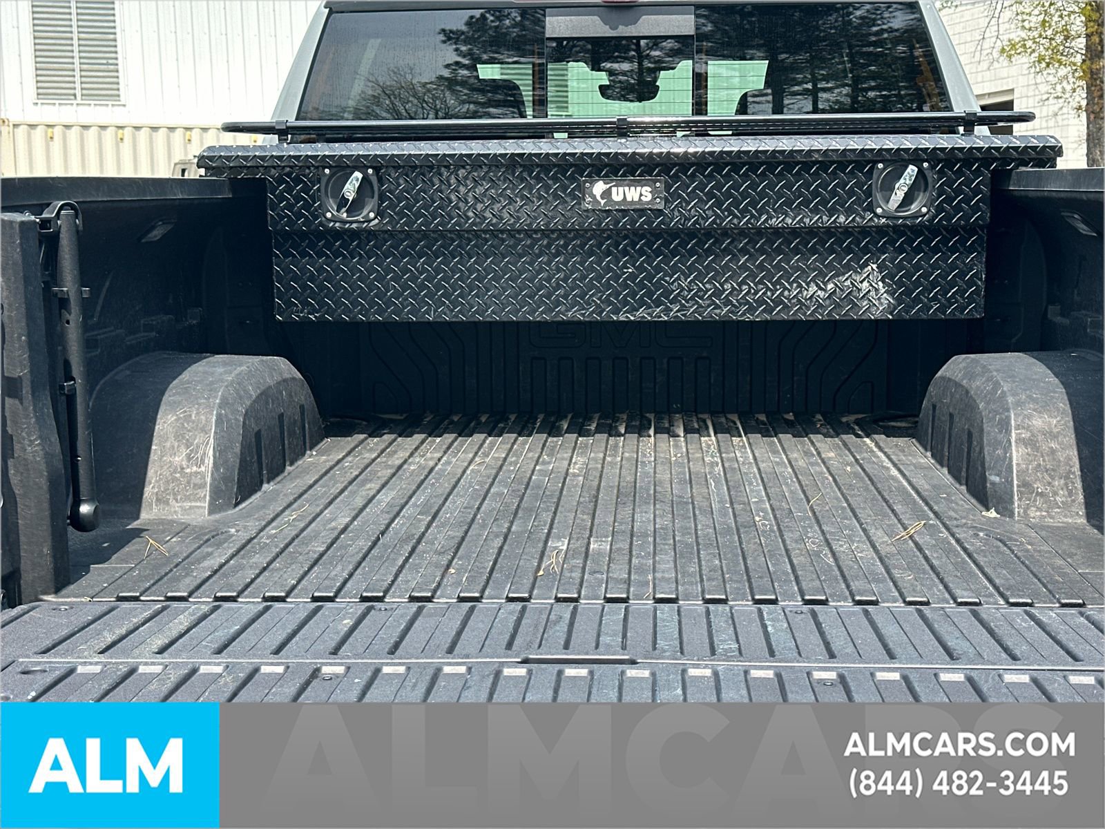 Used 2025 GMC Sierra 1500 AT4 w/ AT4 Premium Package AWD/4WD image 32
