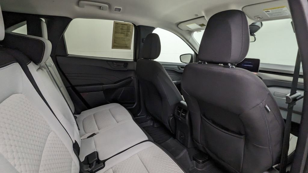 Certified 2023 Ford Escape Active image 37