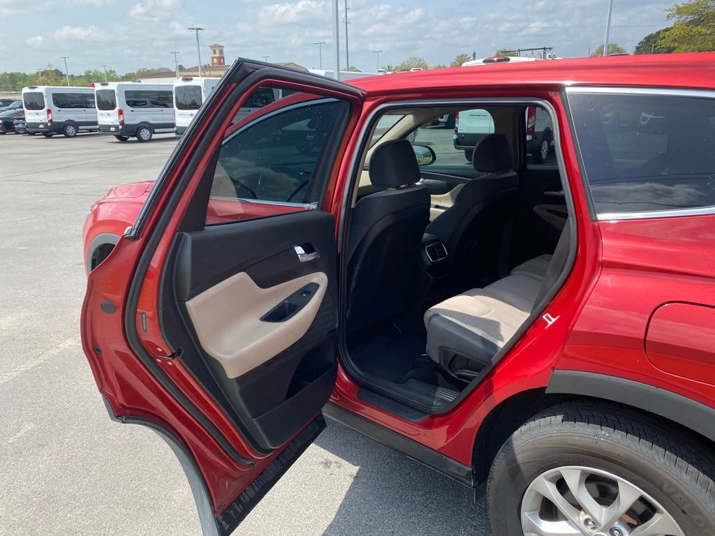 Used 2019 Hyundai Santa Fe SEL FWD image 27
