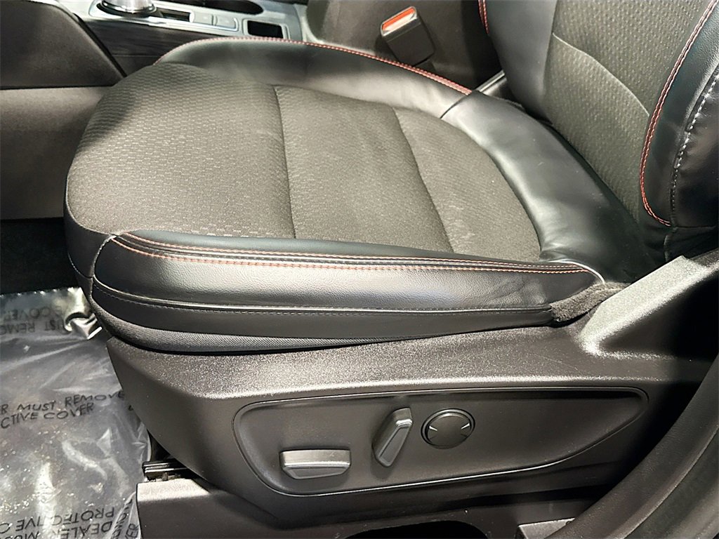 Certified 2023 Ford Escape ST-Line w/ Tech Pack #1 image 17