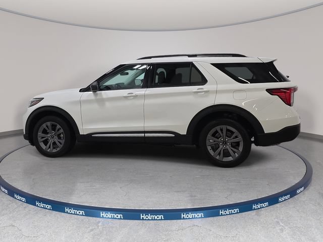 Certified 2025 Ford Explorer Active w/ Active Comfort Package AWD/4WD image 9