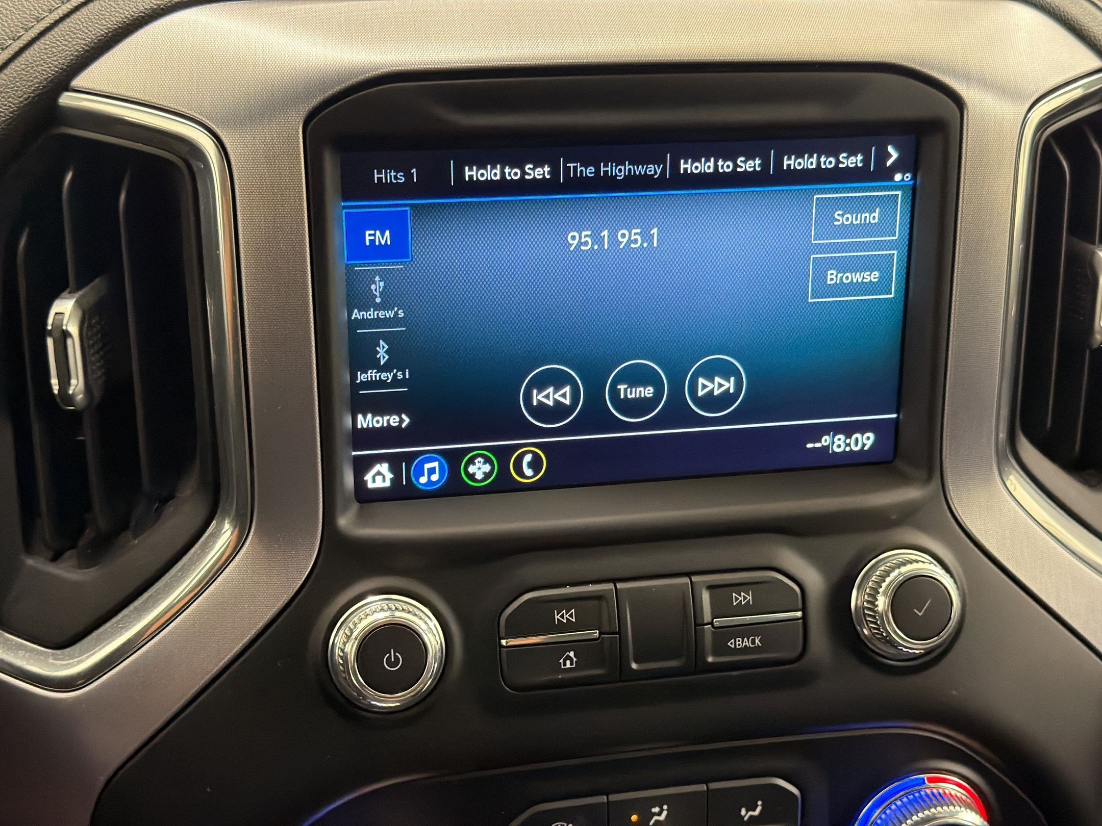 Used 2021 GMC Sierra 1500 Elevation AWD/4WD image 20