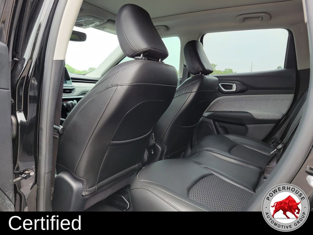 Used 2022 Jeep Compass Latitude w/ Sun and Sound Group image 16