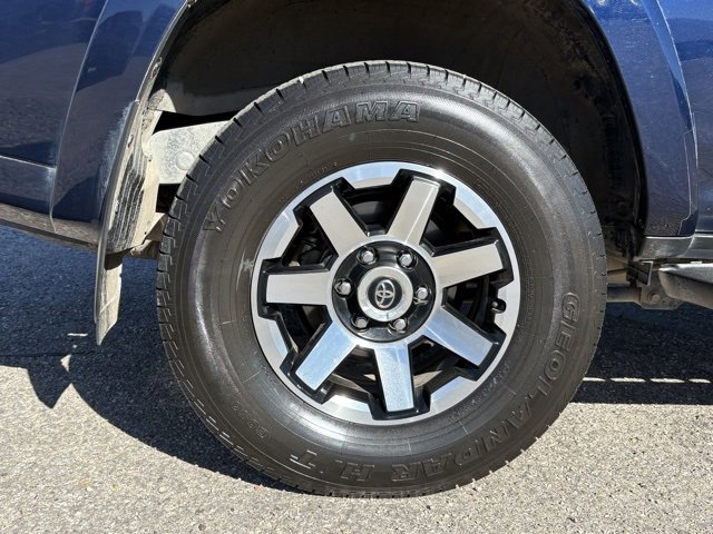 Used 2022 Toyota 4Runner TRD Off-Road Premium w/ Moonroof Package image 17