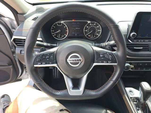 Used 2022 Nissan Altima 2.5 SR FWD image 21