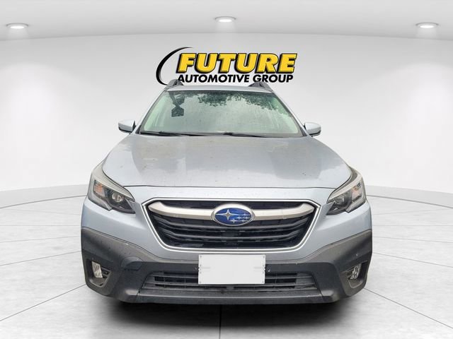 Used 2020 Subaru Outback Premium image 4