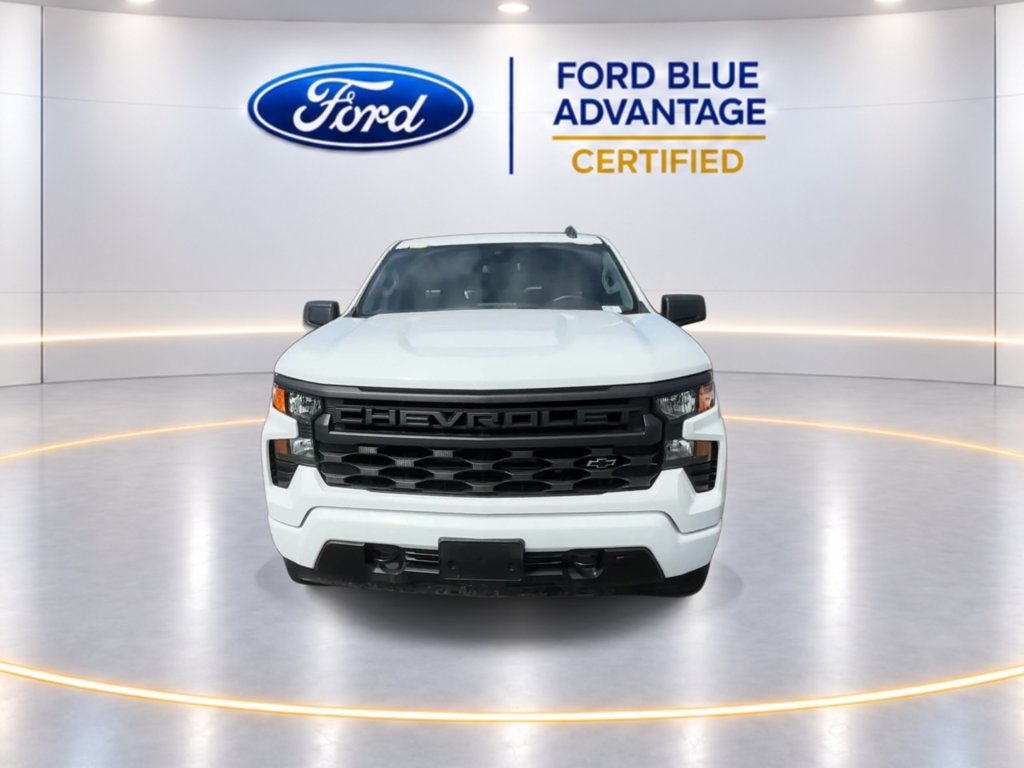 Used 2024 Chevrolet Silverado 1500 Custom AWD/4WD image 4