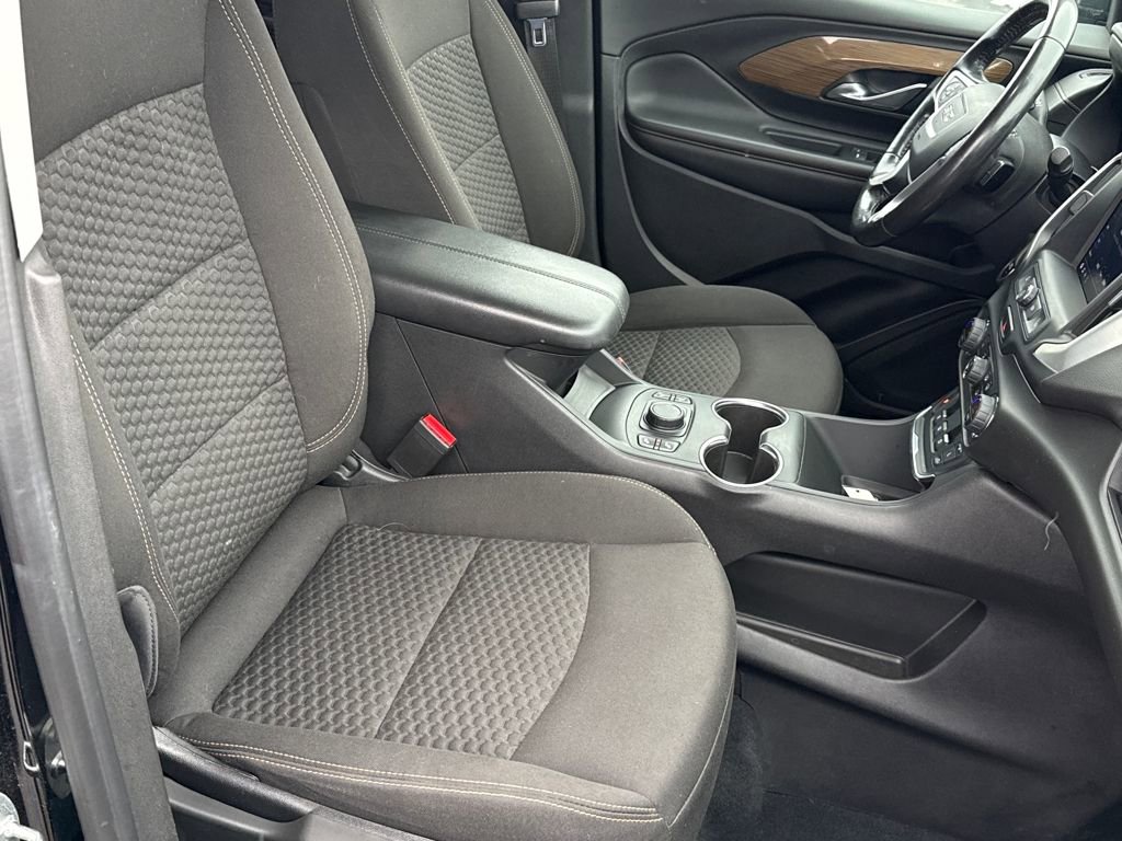 Used 2020 GMC Terrain SLE w/ Driver Convenience Package image 8