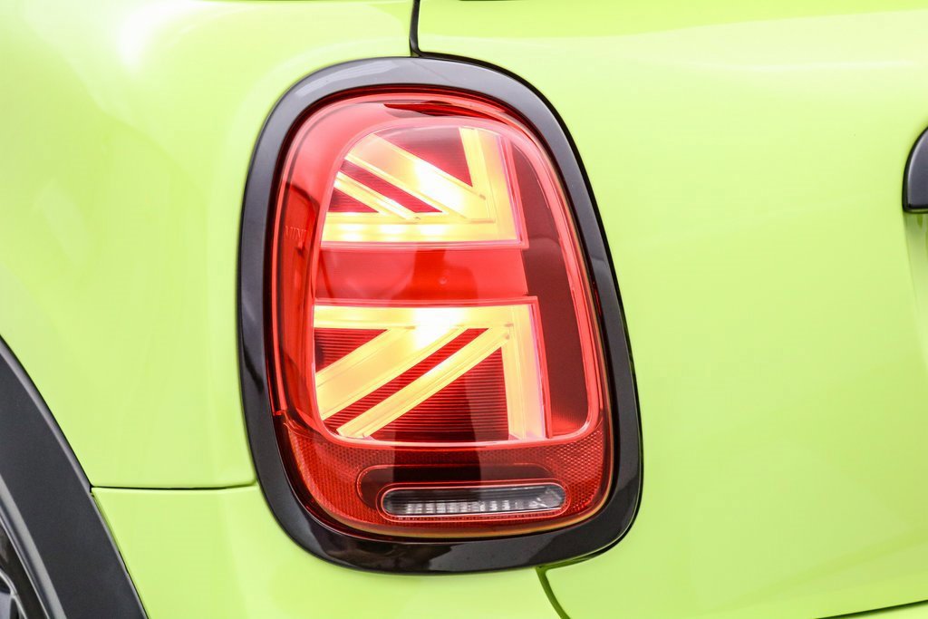 Used 2024 MINI Cooper S w/ Signature Upholstery Package image 18