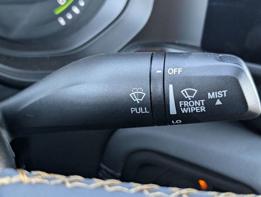 Used 2024 Jeep Wrangler Unlimited Sahara image 29