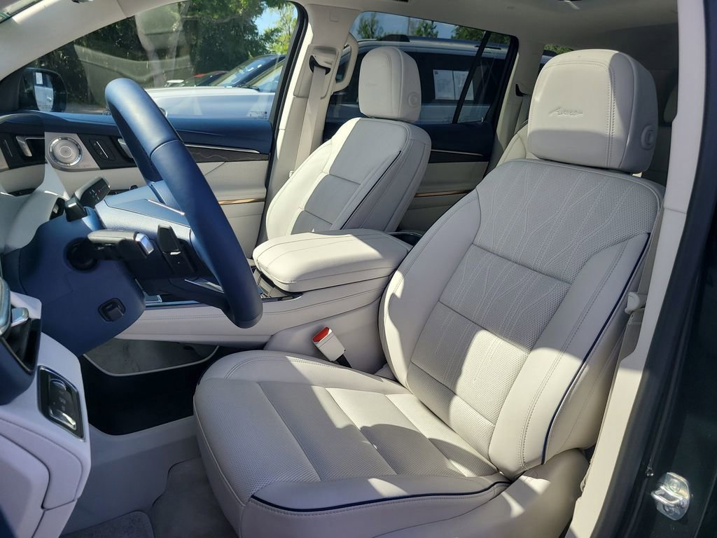 Used 2026 Buick Enclave Avenir w/ Super Cruise Package FWD image 20