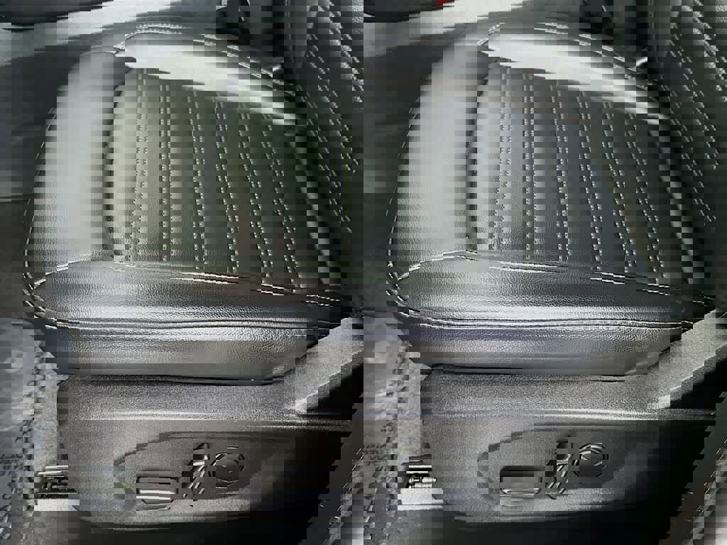 Certified 2022 Ford Edge SEL image 29