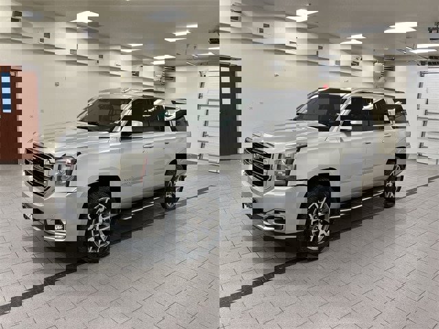 Used 2019 GMC Yukon XL SLT image 3