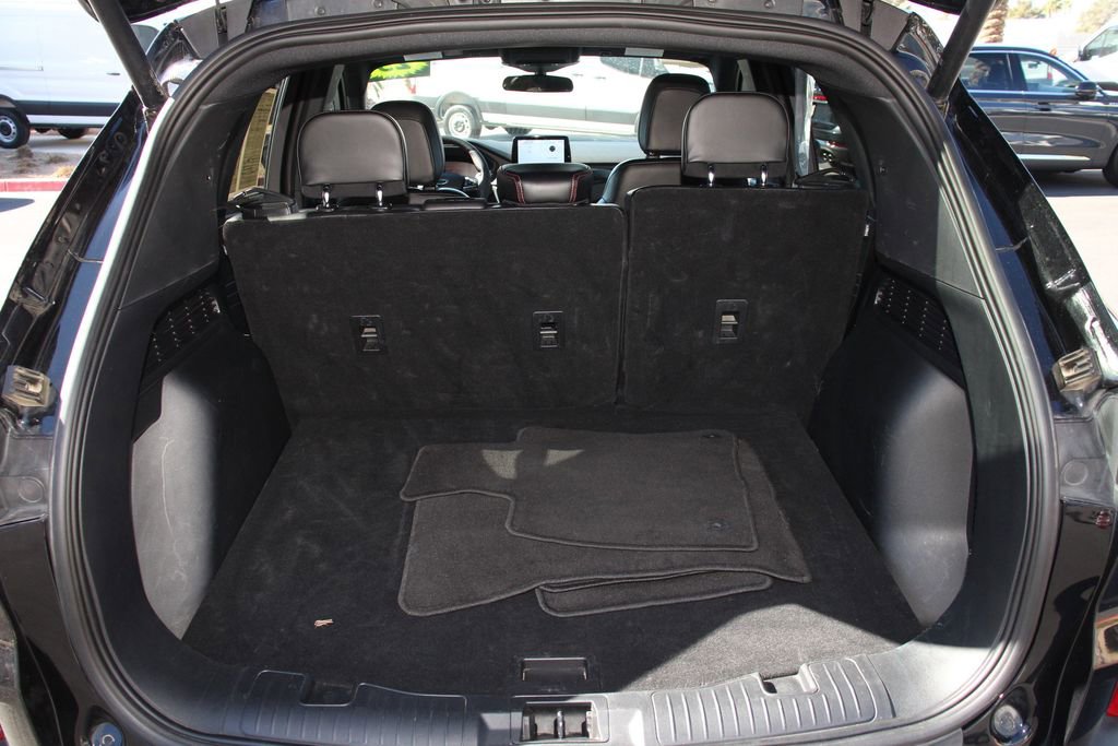Certified 2025 Ford Escape ST-Line Select image 24