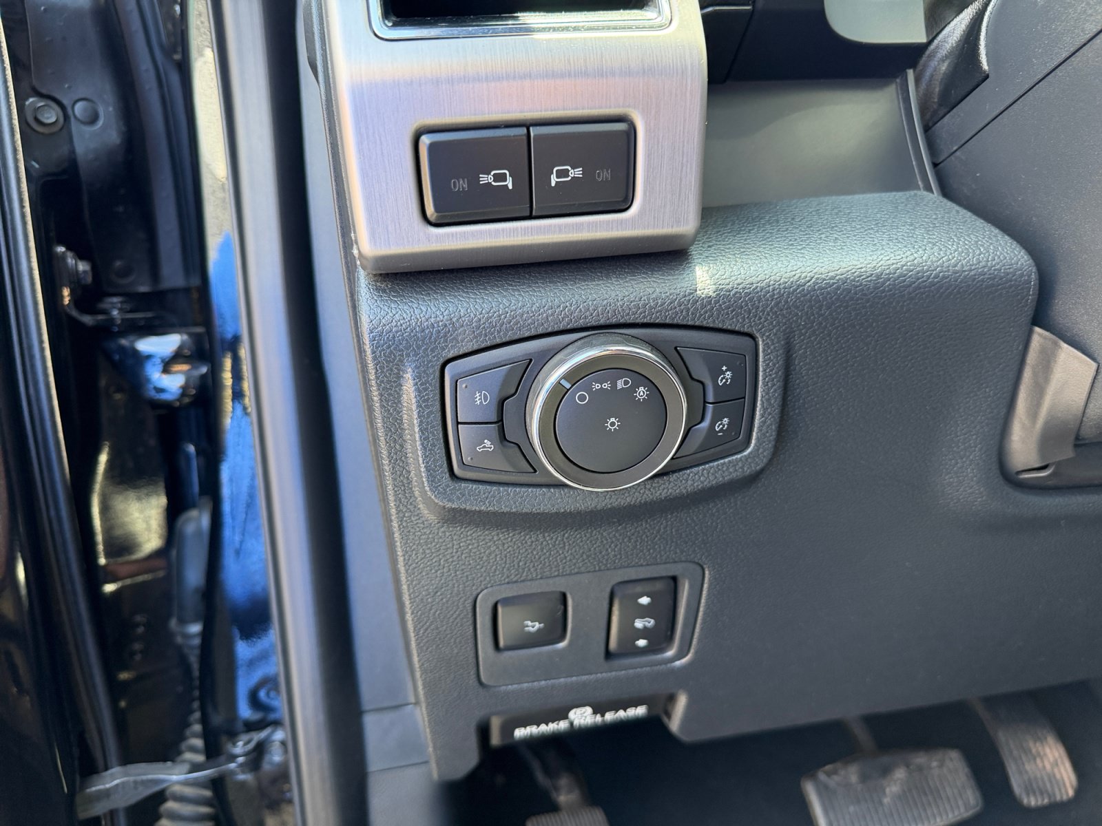 Certified 2022 Ford F450 Platinum AWD/4WD image 20