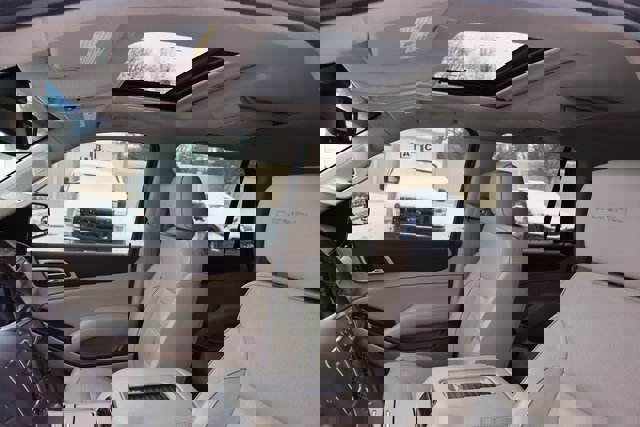 Used 2019 GMC Yukon Denali w/ Denali Ultimate Package image 10